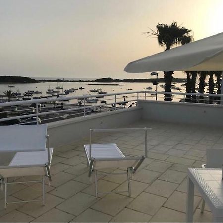 Camera Sul Mare Riviera Порто-Чезарео Экстерьер фото
